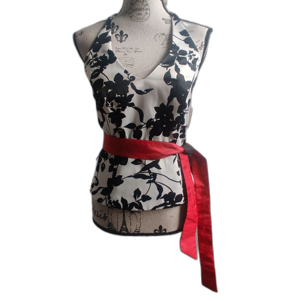 🆕 Xscape by Joanna Chen white & black floral halter top removable red sash_6